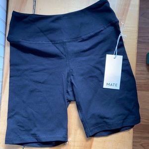 MATE the label organic stretch biker short size medium.